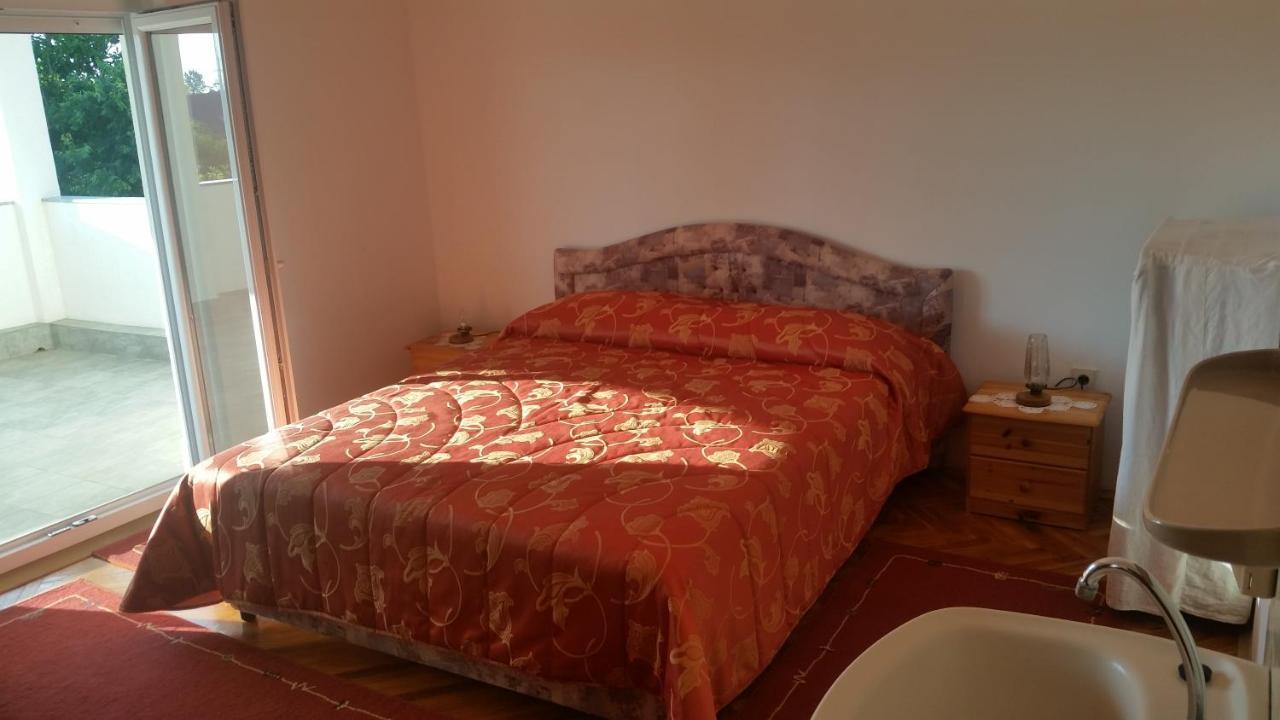 Beach Apartments ปริฟลากา ภายนอก รูปภาพ